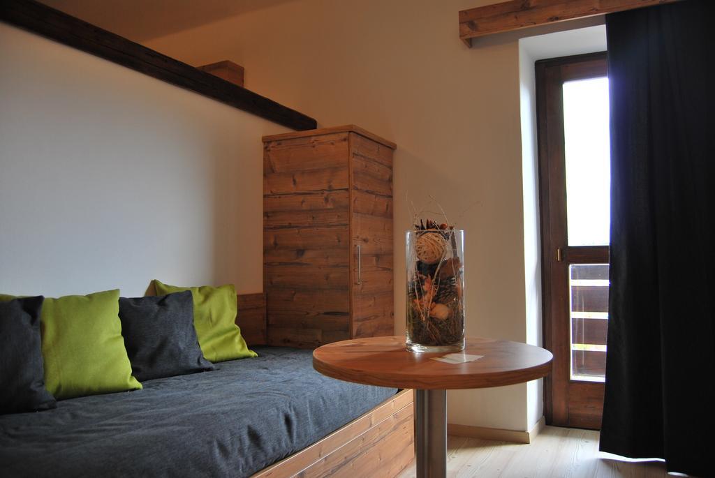 Hotel Alla Rocca Varena Kamer foto