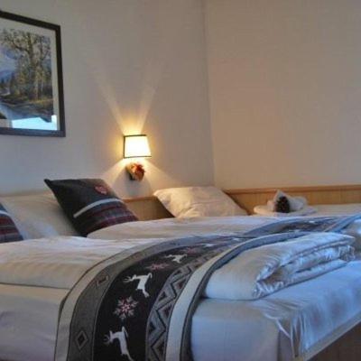 Hotel Alla Rocca Varena Buitenkant foto